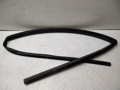 Chevrolet Spark Ön Sağ Kapı Cam Fitili Orjinal Gm